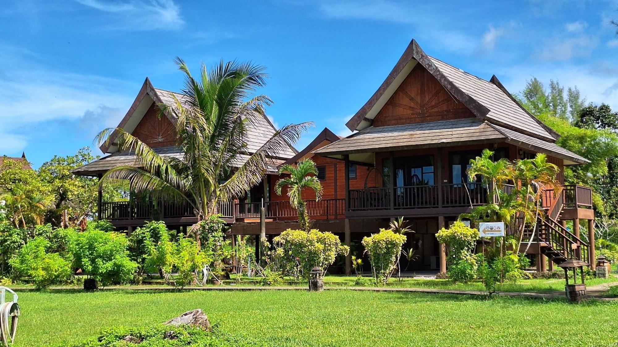 Thailife Wellness & Meditation Resort- Sha Plus Khao Lak Bagian luar foto